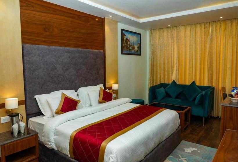 Номер Deluxe, Comfort Inn Snow Park   Manali