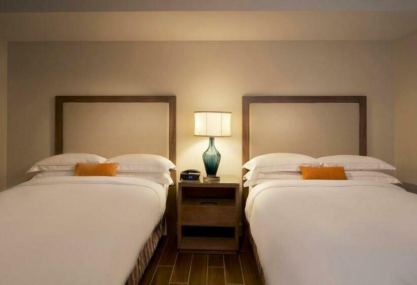 Люкс 2 Спальни, Hilton Grand Vacations Club Ocean Oak Resort Hilton Head