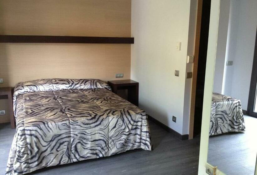 Семейный Номер, 9 Sant Antoni