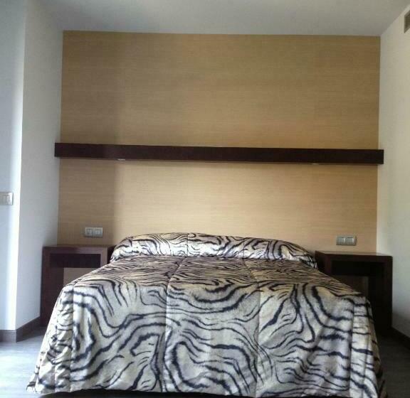 Номер Стандарт, 9 Sant Antoni