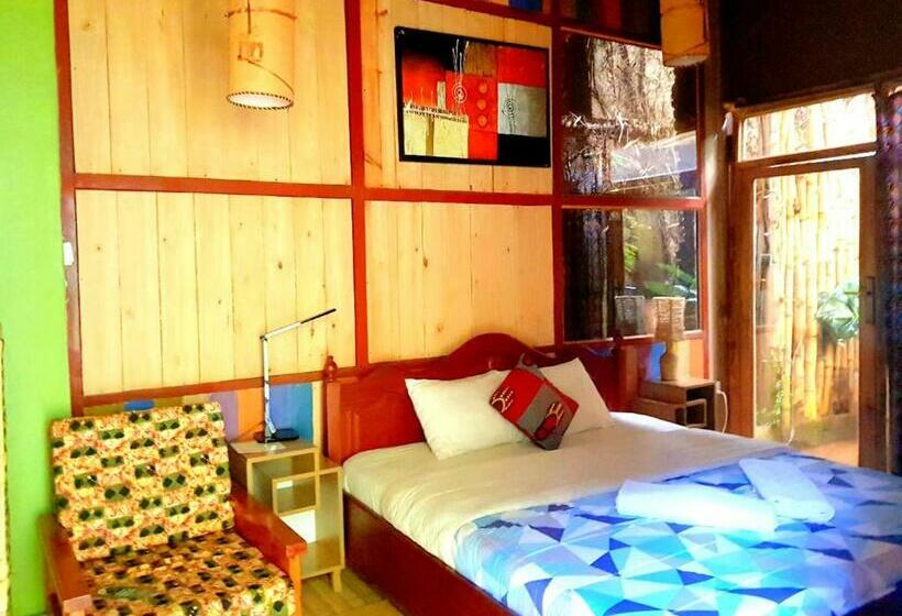 اتاق استاندارد, Yambi Guest House