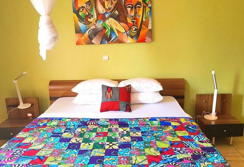 Deluxe Suite King Bed, Yambi Guest House