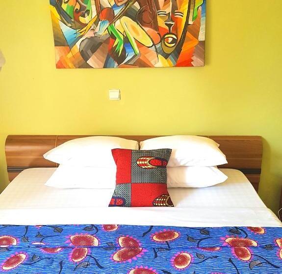 Deluxe Suite King Bed, Yambi Guest House