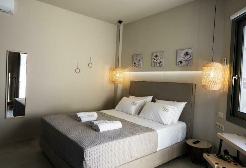 Номер Deluxe Кровать Кинг, Theros Suites