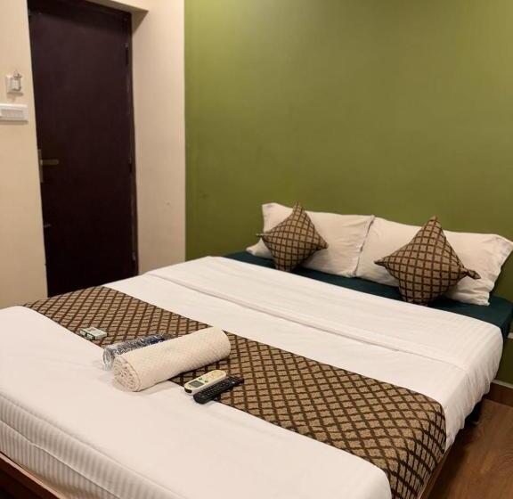 Quarto Economy, David Residency