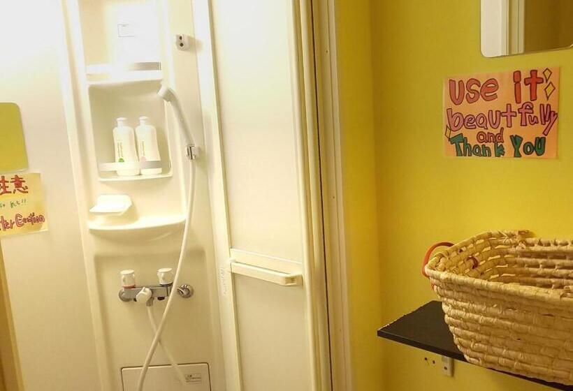 اتاق استاندارد یک تخته با سرویس بهداشتی مشترک, Fukuoka Guesthouse Little Asia Kokura
