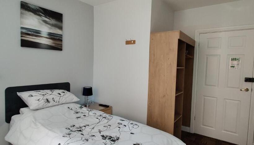 Номер Стандарт Индивидуальный, Aaron Lodge Guest House