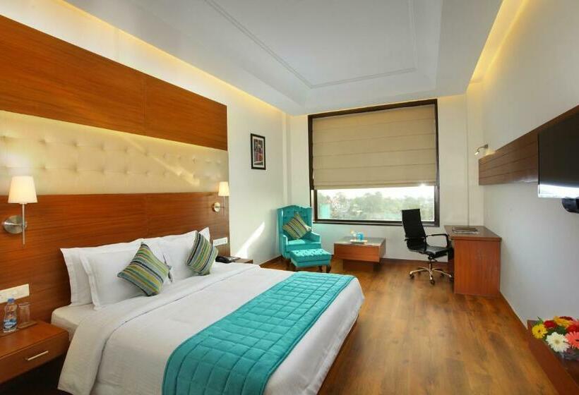 수피리어 룸 도시 전망, Rs Sarovar Portico