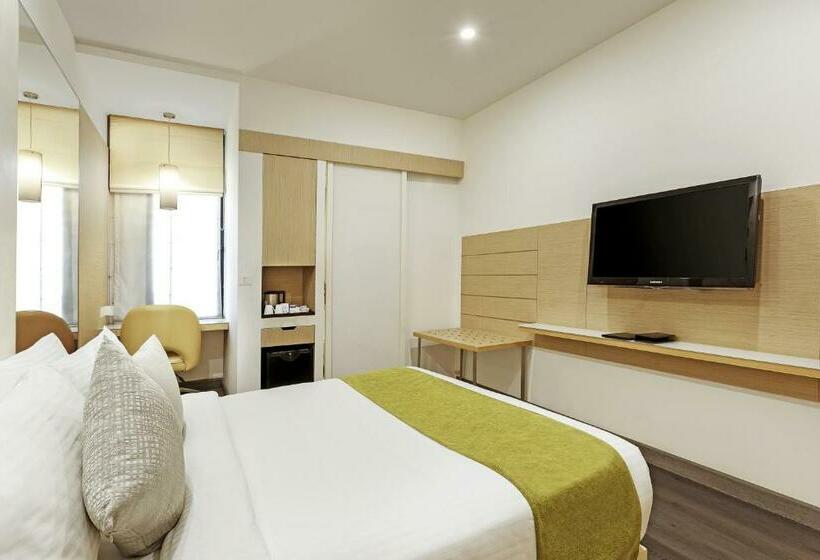 豪华房间, Sarovar Portico Outer Ring Road