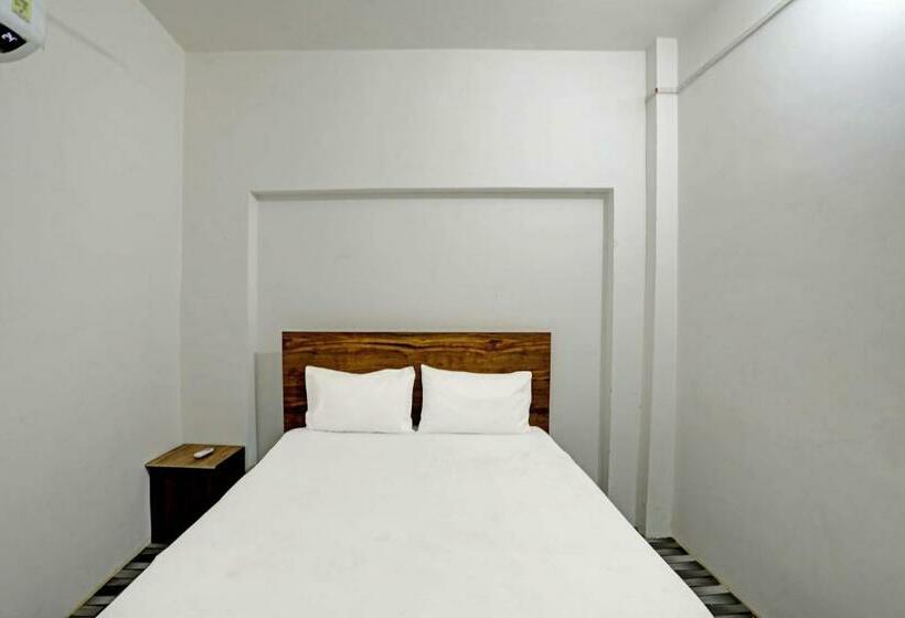 三人经典房间, Oyo Hotel Happy Inn