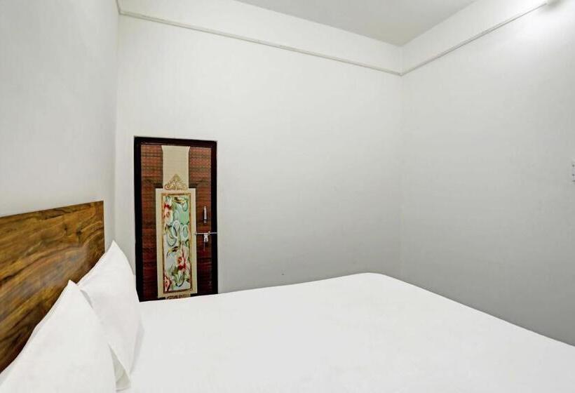 三人经典房间, Oyo Hotel Happy Inn