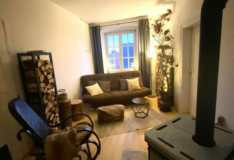Семейный Номер, Room In Apartment   Schlummern Wie Dornroschenrapunzel Im Schlosschen