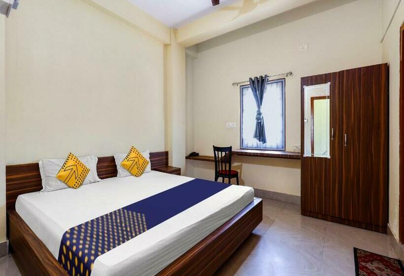 三人经典房间, Spot On 81234 Gb Guest House