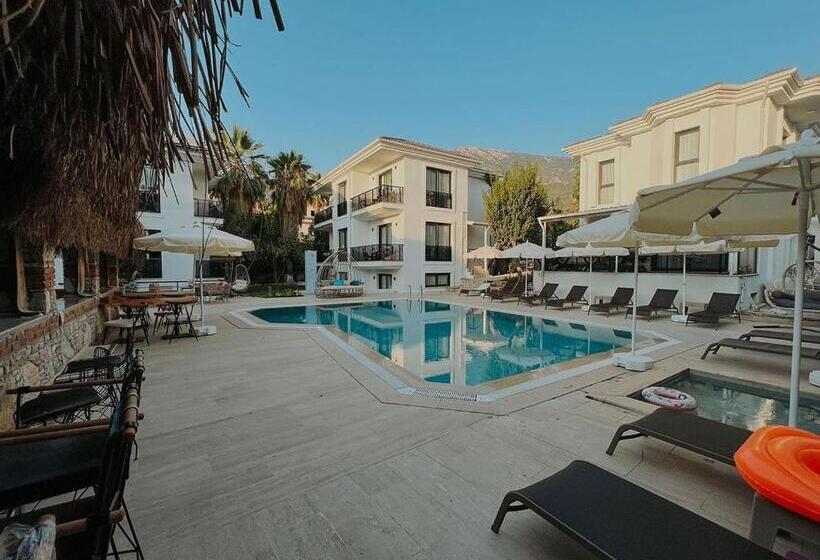 Люкс с Балконом, Marla Suite Otel