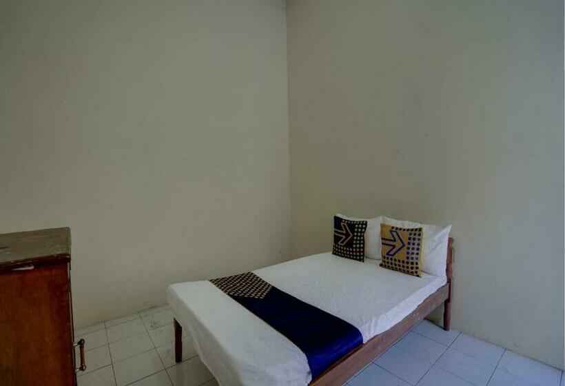 Номер Economy, Spot On 92902 Sunyoto Homestay Syariah