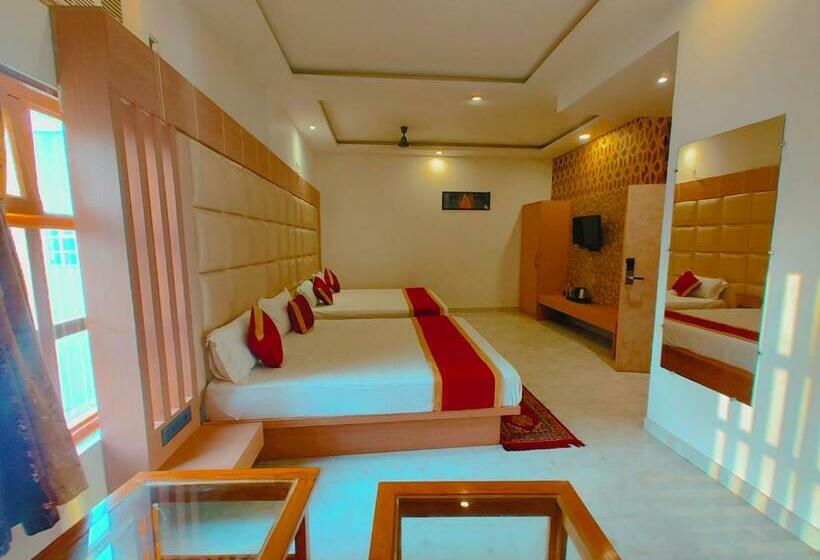 Номер Superior, Avadh Sunshine Palace Hotel And Resort