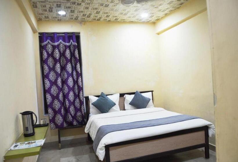 Номер Стандарт, The Jh Hotel Mountabu   200 Mtrs From Nakki Lake