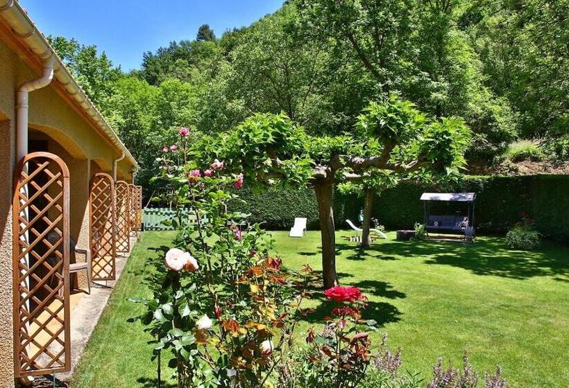 Апартаменты 3 Спальни, Beau Vallon   Gîte Et Chambres D Hôtes