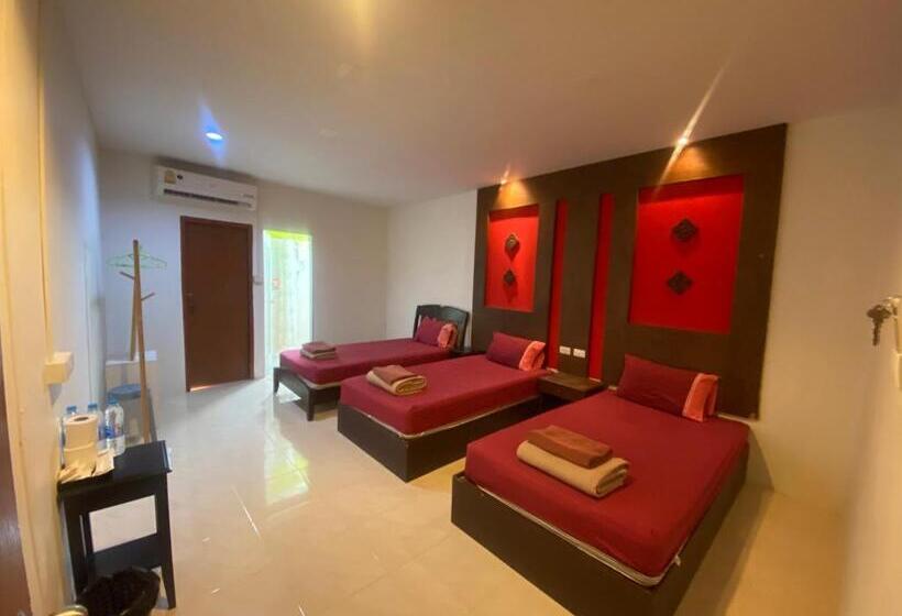 Quarto Triplo Estandar, Pak Klong Guest House Room For Rent
