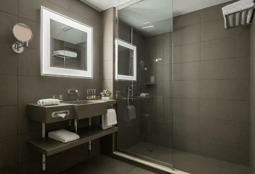 Номер Deluxe, Novotel Jeddah Tahlia