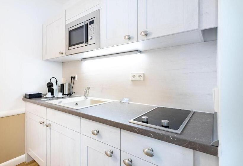 Люкс Комфорт, Victoria Suites