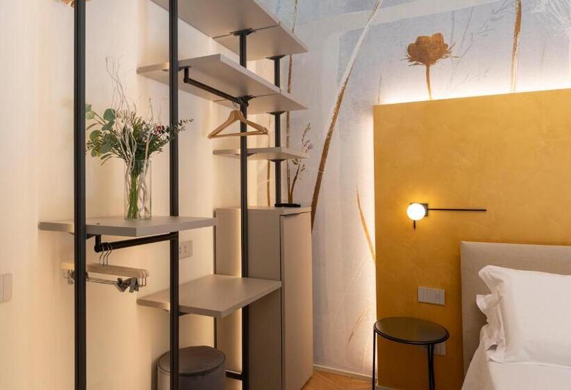Quarto Estandar com Terraço, Marna Relais