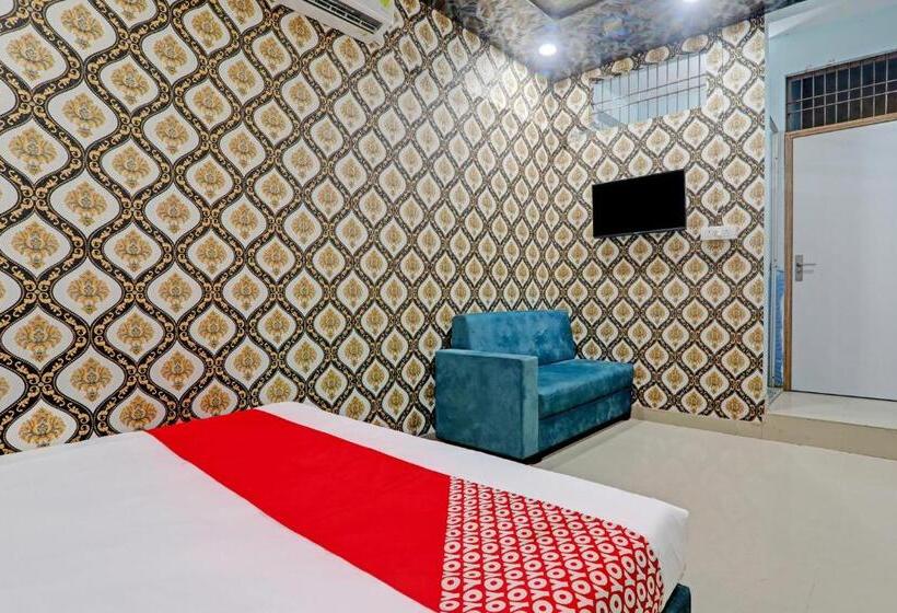 Трехместный Номер Классика, Oyo Flagship Hotel Mayur Residency
