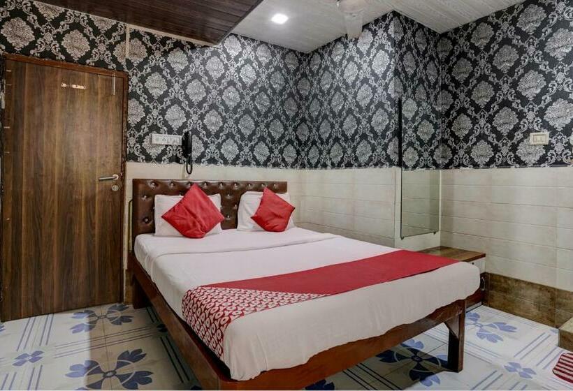 Трехместный Номер Классика, Sapna Residency