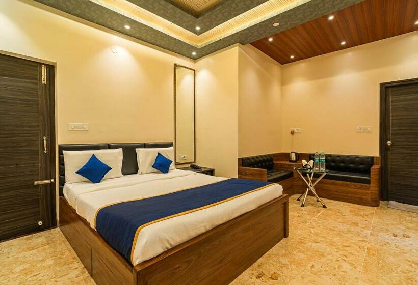 Стандартный Номер Кровать Кинг, The Venue By Seasons Suites @ Yelahanka