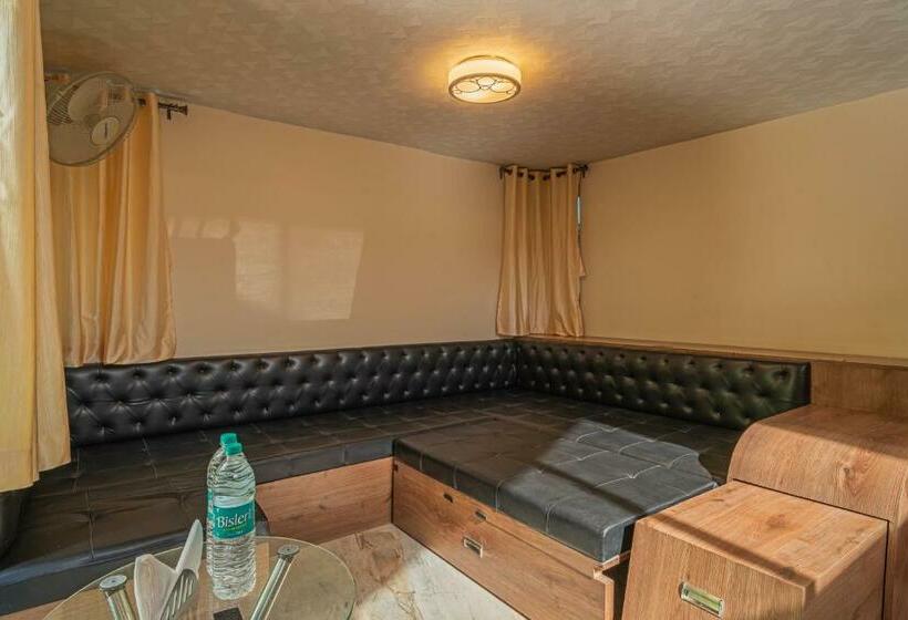 Студия Стандарт, The Venue By Seasons Suites @ Yelahanka