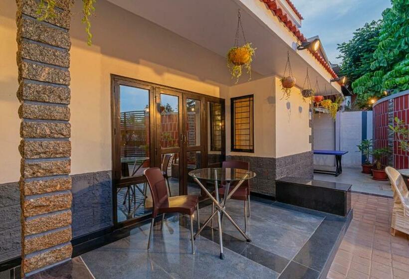 Трехместный Номер Superior, The Venue By Seasons Suites @ Yelahanka