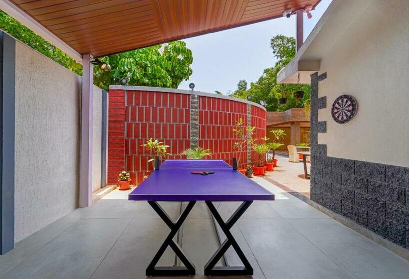 Вилла с 1 спальней и бассейном, The Venue By Seasons Suites @ Yelahanka
