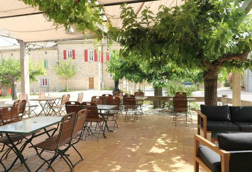 Номер Стандарт, Hôtel De L Aven