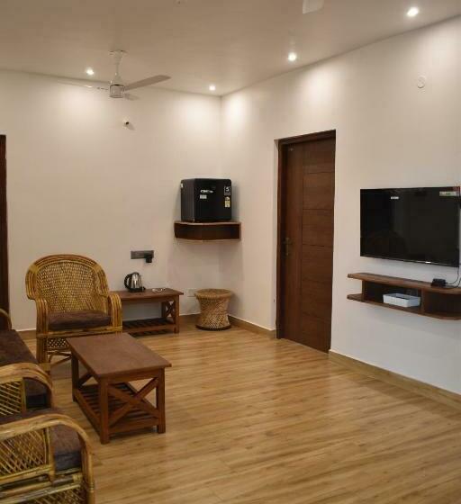 Номер Стандарт, Nt Grand Yercaud