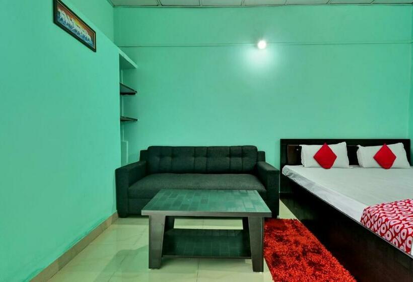 Трехместный Номер Классика, Oyo Flagship 81524 Gp Lodge
