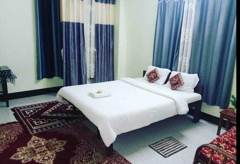 Трехместный Номер Классика, Oyo Flagship 81524 Gp Lodge