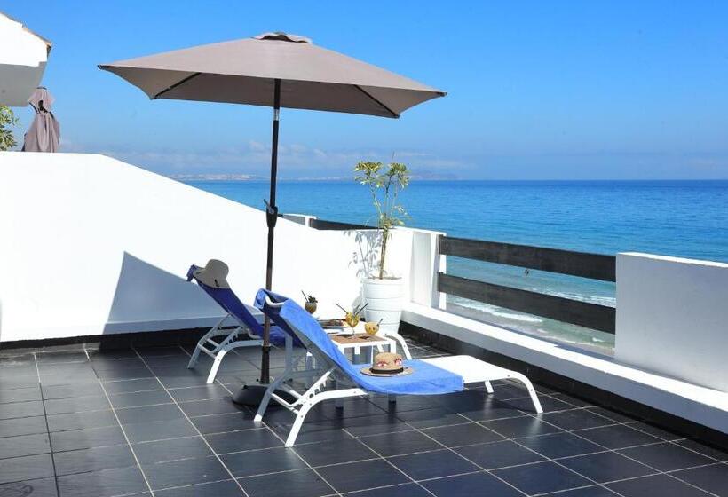 Полулюкс Вид на Море, Playa Del Pacha Suites
