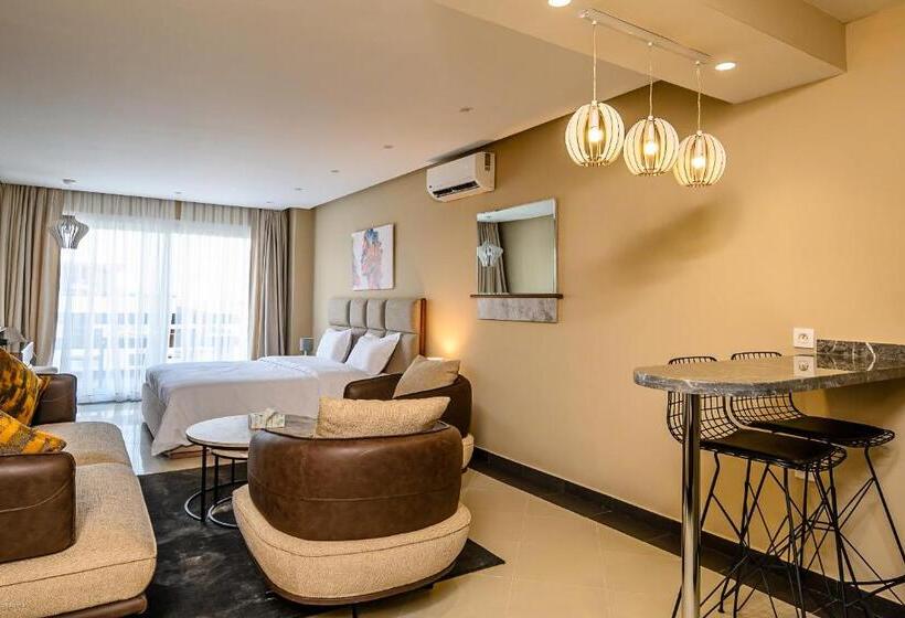 Люкс Повышенной Комфортности, Playa Del Pacha Suites