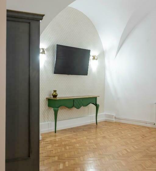 آپارتمان 1 خوابه با بالکن, Sia Boutique Apart