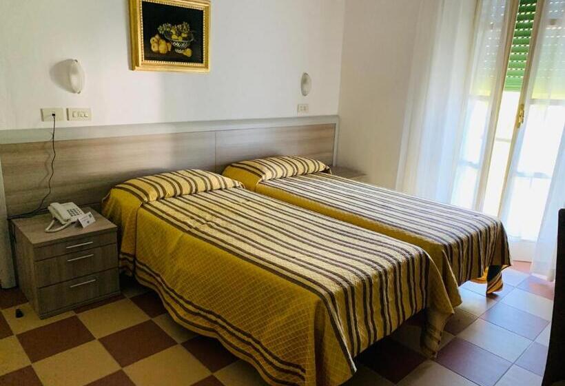 Номер Стандарт, Grand Hotel Vallombrosa