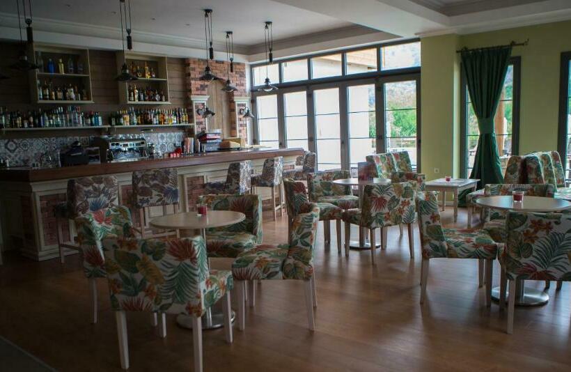 Номер Стандарт, Irene's Resort