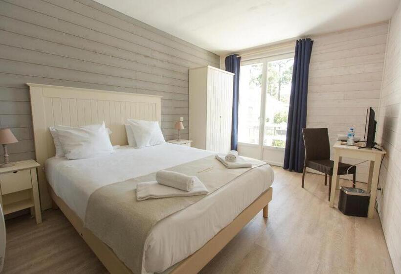Люкс с Балконом, Hôtel De La Plage