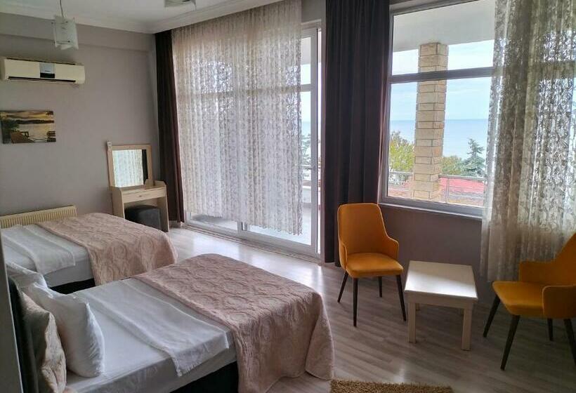 Номер Deluxe Вид на Море, Kumsal Otel