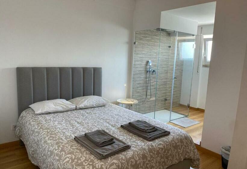 Номер Стандарт, Comfortable Bedrooms In Apartment With River View