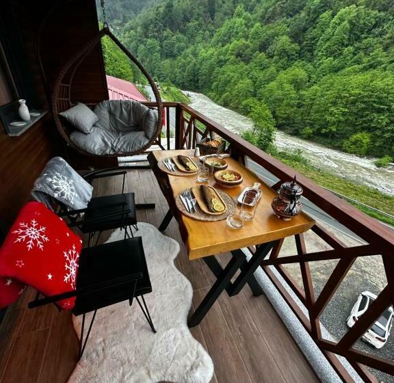 스위트 킹사이즈 침대, Ria Süit Otel Bungalov