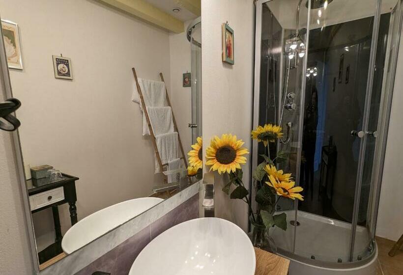 标准间, Guestroom Bouges Le Château, 1 Pièce, 2 Personnes   Fr 1 591 518