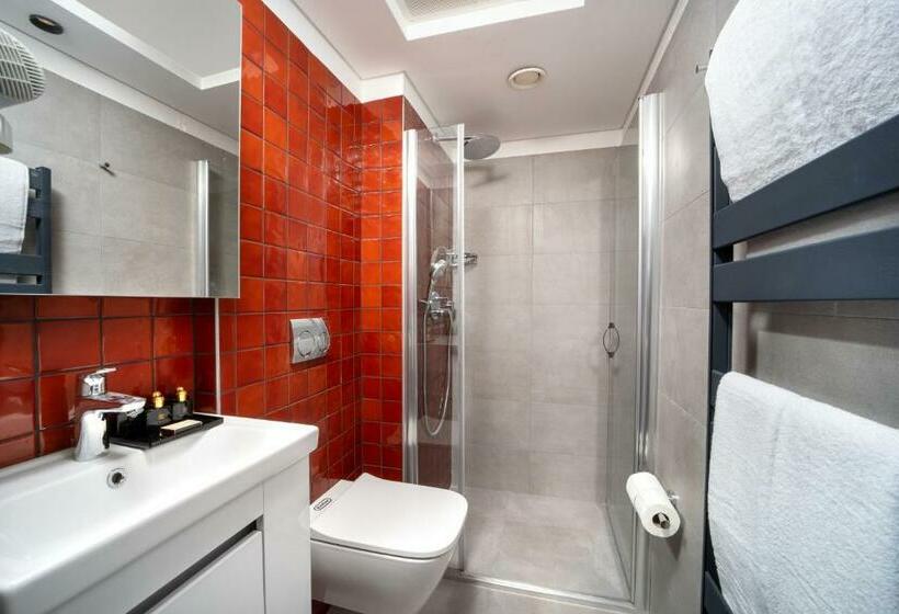 Трехместный Номер Superior, Plat Inn Hotel Taksim   Special Category