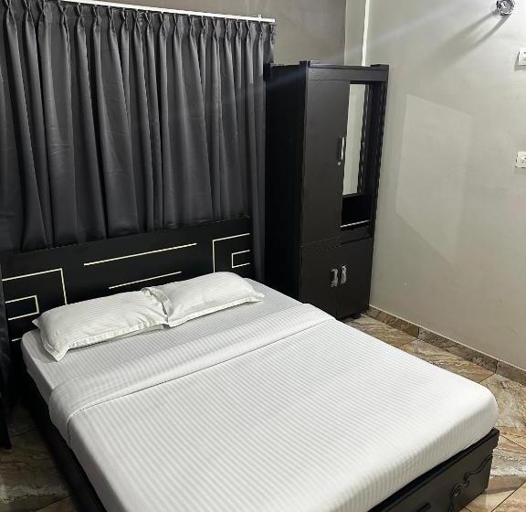 Номер Стандарт с Балконом, Zahir Residency