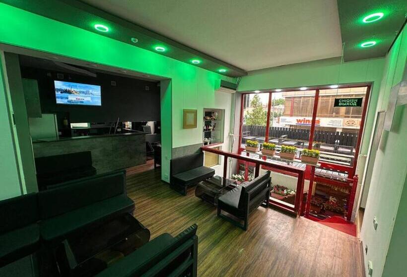 4인용 스탠다드 룸, Dubai Hostel