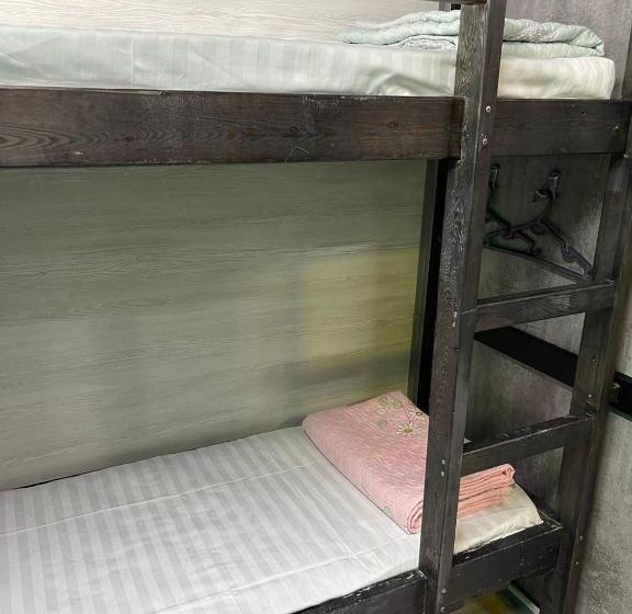 이코노미 룸, Dubai Hostel